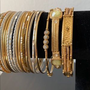 ✨Cute Bundle of Bangles✨